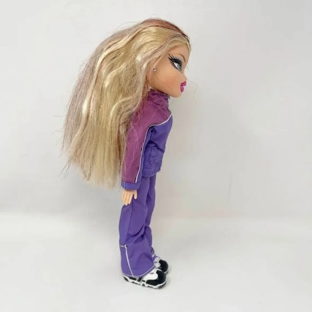 Bratz Lilee Play Sportz Snowboarding Doll 2001 Purple Outfit MGA Y2K